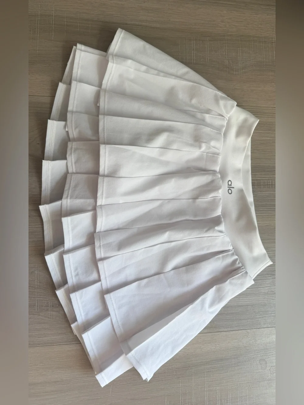 ALO Yoga White Pleated Mini Skirt